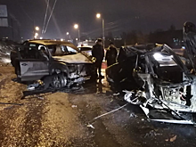 В загоревшемся «Ниссане» в Балакове погиб водитель