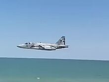 Украина объяснила полет Су-25 над пляжем
