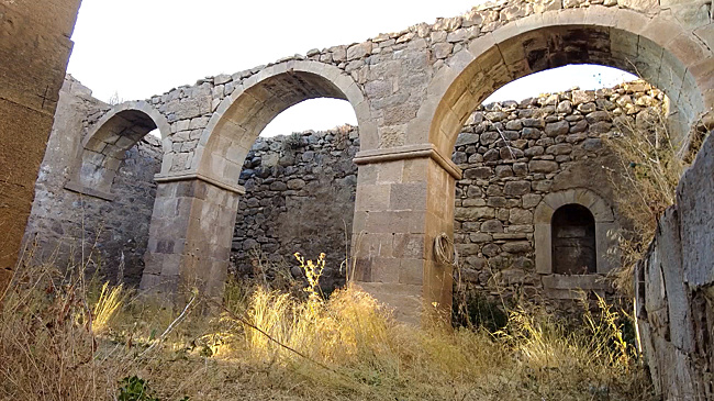 Храму XVII века в Вайоцдзорской области Армении вернут первоначальный облик