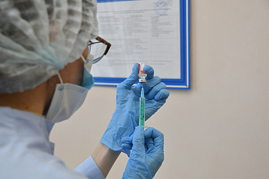 В России прививку от коронавируса сделали уже 2,2 млн человек