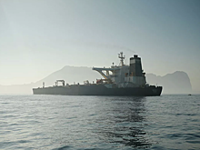 Власти Испании отказали российским военным кораблям в стоянке в порту