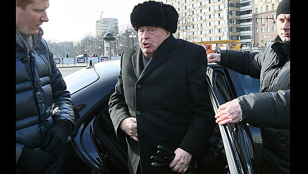Жириновский хочет украсть у россиян новогодние каникулы