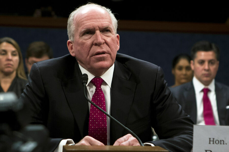 Fox: экс-главу ЦРУ вызвали в суд по делу о якобы вмешательстве РФ в выборы США