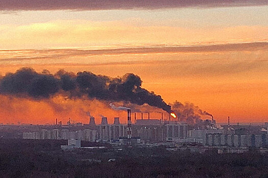 Названа причина пожара на НПЗ в Москве