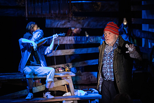 Столичный театр «Глас» представит премьеру спектакля «Русский крест» 18 марта