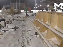 Amur Mash: при уборке катка в центре Владивостока разлили тонну антифриза