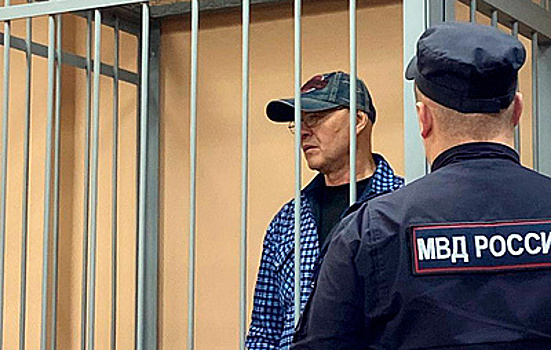 Бизнесмена Каштело приговорили к девяти годам за убийства 1990-х годов