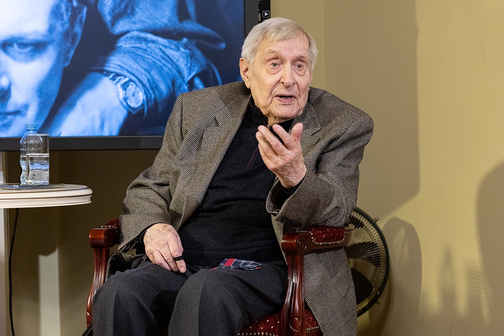 Олег Басилашвили: Я пришел к выводу, что не ту профессию выбрал