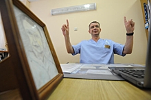 Врач-травматолог проконсультировал получателей социальных услуг в Щербинке
