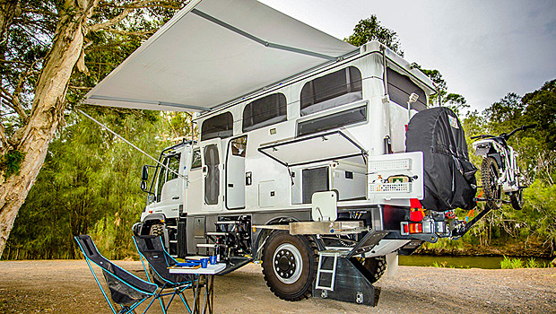 Грузовик Unimog превратили в дом-мечту. Просто посмотрите