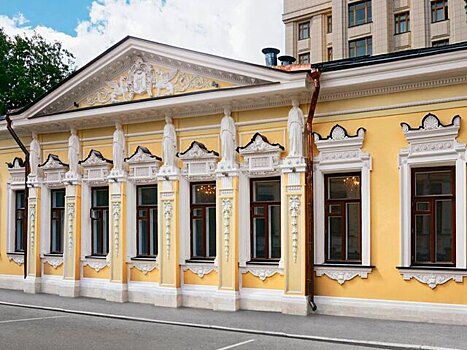 Собянин: с 2011 года в столице отреставрировали более 2 000 исторических зданий