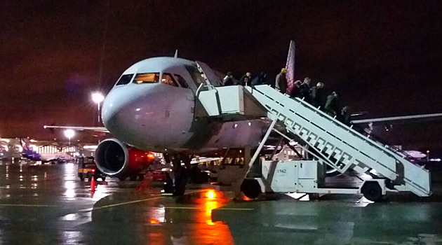 Российские власти обещают: оказавшихся в Турции россиян вывезут из страны