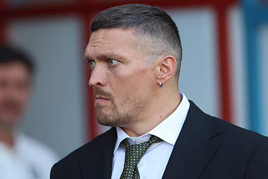 Украинский православный боксер Александр Усик заявил, что не считает Бандеру героем