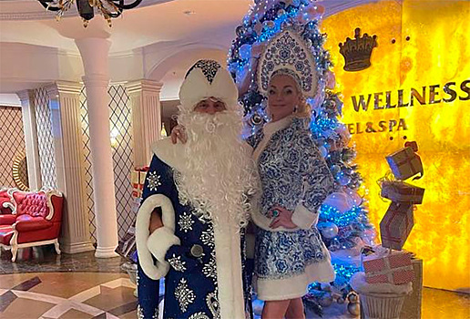 Волочкова в образе Снегурочки развеселила пользователей сети