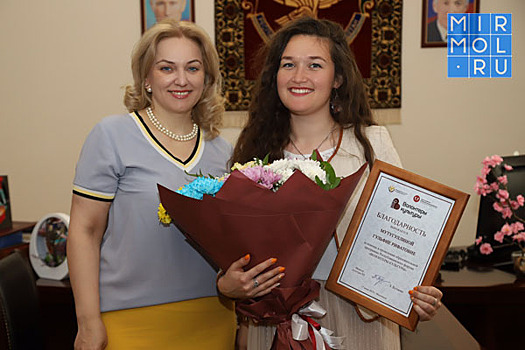 Зарема Бутаева встретилась с участниками форума волонтеров культуры