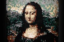 «Мона Лиза» из кубиков. В Петербурге открылась выставка «Искусство Лего»