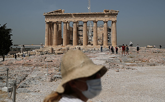 Греки устроили забастовку против четырехдневки