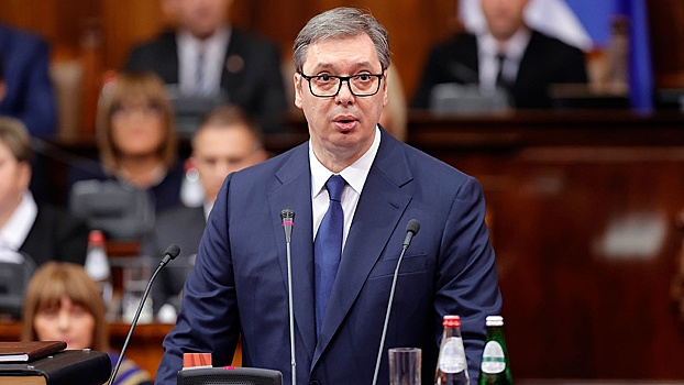 Вучич провел совещание с главой МО и начальником Генштаба Сербии из-за обострения в Косово