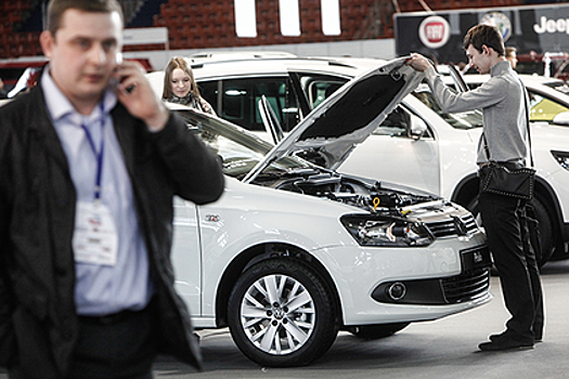 «Не ждите новогодних скидок на автомобили»