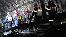 Более 200 горняков находятся в забое горящей шахты в Ростовской области