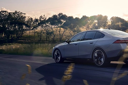 BMW 5-й серии выходит в новой версии и удивляет свежим подходом