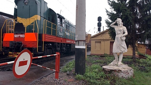 «Не запугают!» — автоэксперт об увеличении штрафов на ж/д переездах