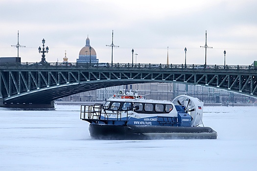 В Петербурге стартовал сезон ледовых экскурсий