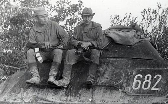 После встречи с грозным генералом майор-разведчик выпил стакан водки