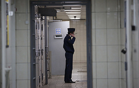 Суд арестовал ростовских сотрудников ДПС и гражданских лиц, подозреваемых в коррупции