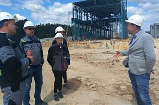 Мининвестиций проверило стройку цементного завода «Атомстройкомплекса»