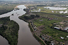 В Тулуне, где была угроза паводка, начал снижаться уровень воды в реке