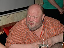 «Увидел полного господина»: Садальский показал, как выглядит популярный в 90-х певец Сергей Крылов