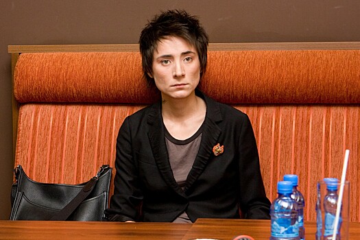 Условия секретности и большой гонорар: готова ли Земфира* выступить с концертами в России