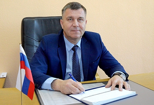 После зрелищ с крысами и летающими пакетами мэр Омска Шелест отправил в отставку главу КАО Горбачева