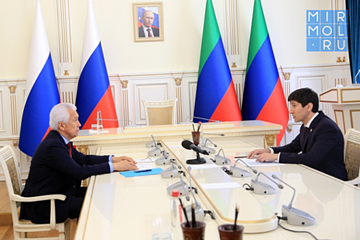 Владимир Васильев провел встречу с председателем Избирательной комиссии Магомедом Дибировым
