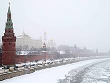 Москвичей предупредили о гололедице и мокром снеге