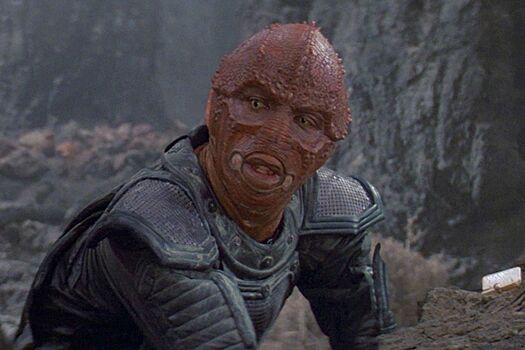 Шоураннер «Звёздного пути: Пикар» напишет сценарий для ремейка фильма «Враг мой»