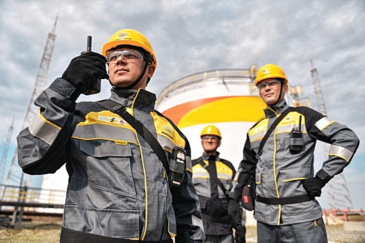 Оренбургские нефтяники наградили лучших сотрудников