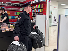 Полиция Ханты-Мансийского автономного округа – Югры выявила в двух магазинах свыше 600 единиц одежды и обуви с признаками подделки