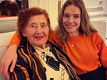 Наталья Водянова с детьми прилетела поздравить бабушку с 92-летием