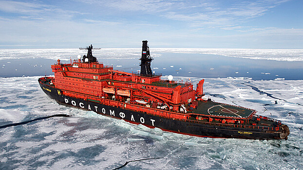 Иностранные военные корабли должны будут уведомлять РФ о проходе по Северному морскому пути