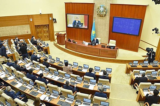 Правительство Казахстана ушло в отставку