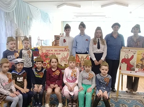 В Коптеве семиклассники рассказали малышам об учебе в школе