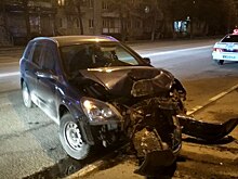 В Пензе 18-летний автомобилист на скорости влетел в столб