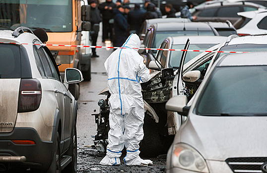 В результате подрыва автомобиля в Москве погиб генерал-лейтенант Сарваров