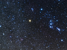 Бетельгейзе вообще вращается? Возможно, нет