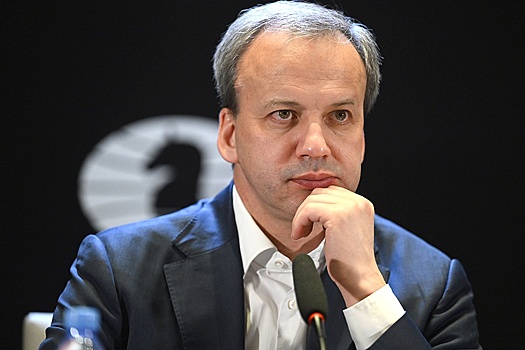 Глава ФИДЕ заявил, что россияне входят в число фаворитов турнира претендентов