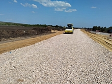 В Волгоградской области по нацпроекту обновляют трассу в Нехаевском районе