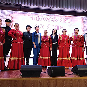 В МБОУ СОШ № 22 прошел информационный урок «Поэзия войны священной»