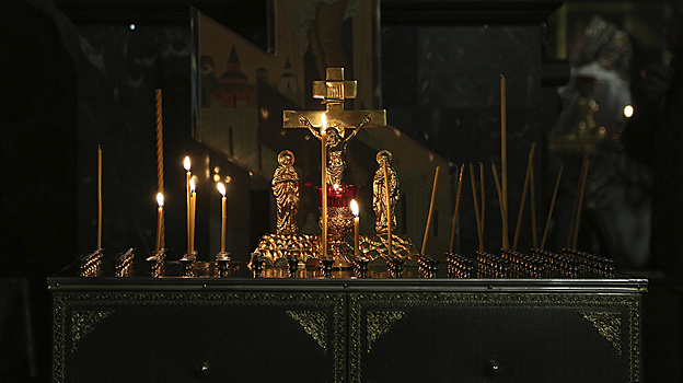 В Ноябрьске прощаются с погибшими в страшной аварии под Муравленко ребятами